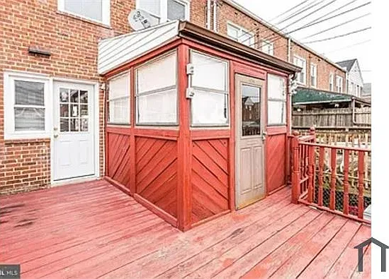 7457 Lawrence Rd — Photo 23