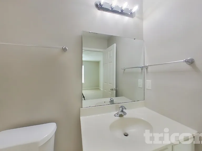 1041 Rabon Pond Dr — Photo 8
