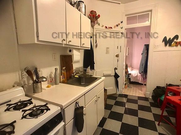 2nd image of 512 E 12th St APT 4