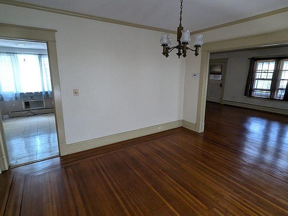 2nd image of 737 Tacoma Ave Floor 1