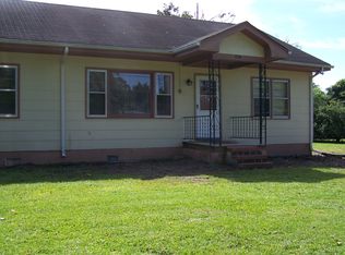 128 Old Breece Rd, Sneads Ferry, NC 28460