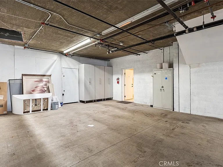 913 N Hilldale Ave #3 — Photo 30