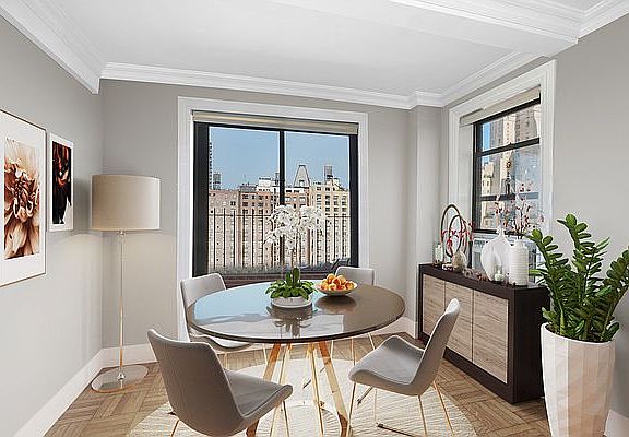 4th image of 23 W 73rd St #1209A