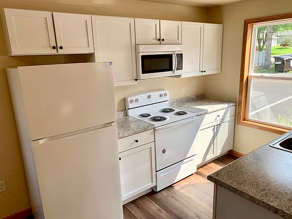 4th image of 2417 Jackson St #3