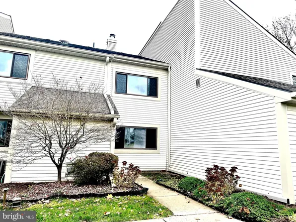 504 Freedom Cir, Harleysville, PA 19438