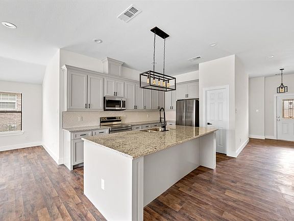 4th image of 2631 Fish Tank Rd