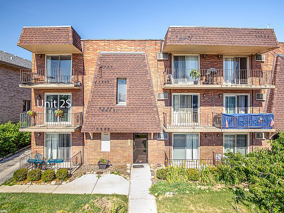 2nd image of 10618 Central Ave APT 2S