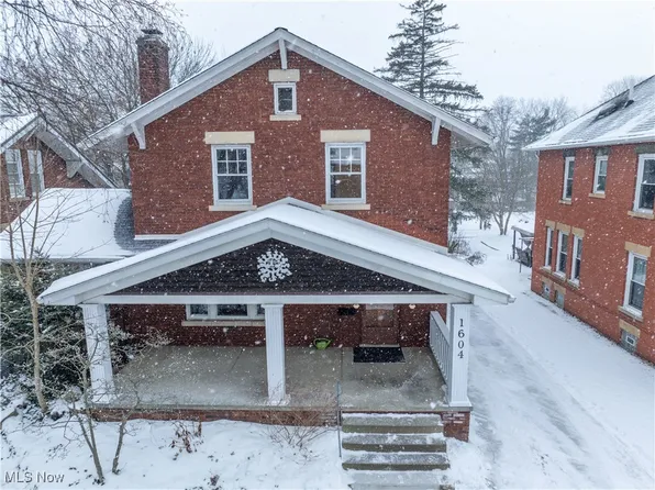1604 N Wooster Ave, Dover, OH 44622