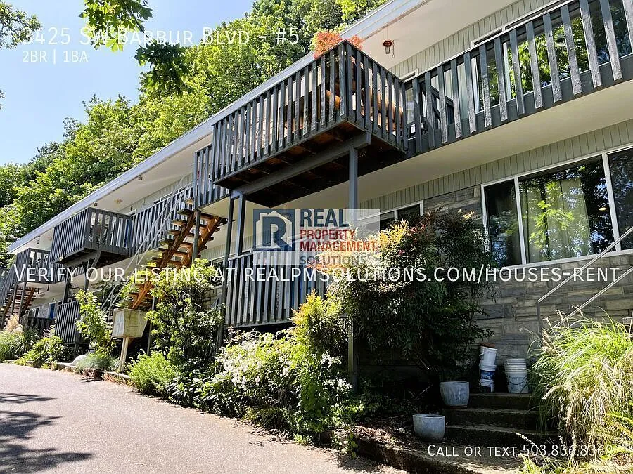 3425 SW Barbur Blvd #5