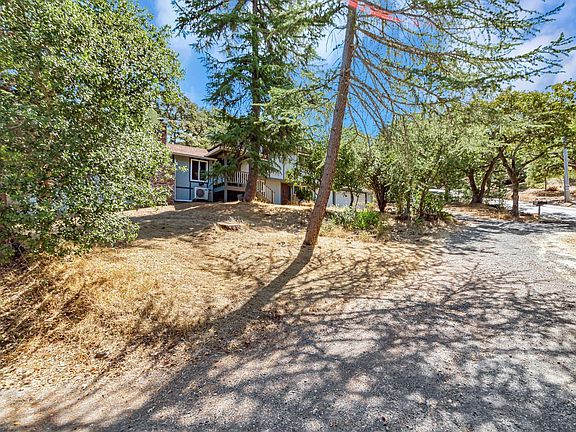 2nd image of 3954 Holland Drive