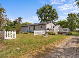 7253 State Road 8, Butler, IN 46721