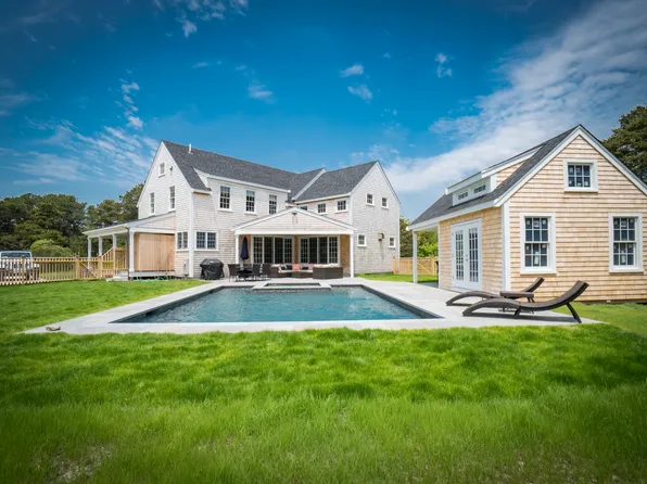 50 Lovers Ln, Nantucket, MA 02554