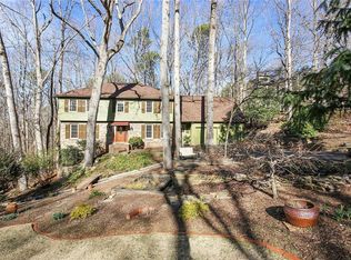 1650 Branch Valley Dr, Roswell, GA 30076