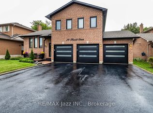 29 Harold St, Whitby, ON L1N8Z7
