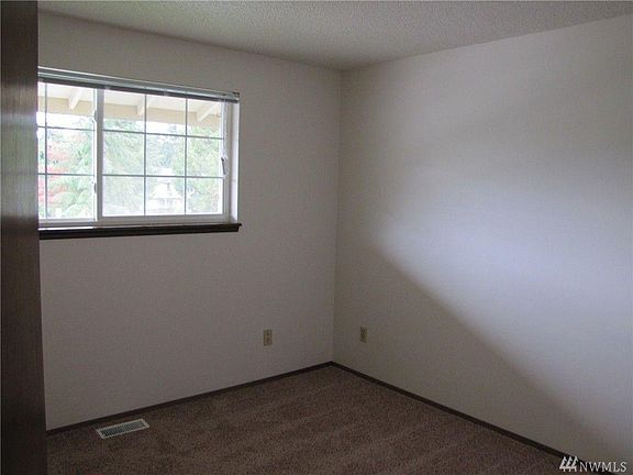 5th image of 30114 32nd Ave S