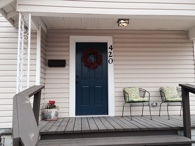 1st image of 420 N Main St