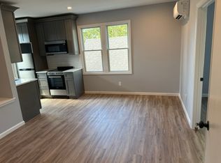 10-12 E Main St #3, Kings Park, NY 11754