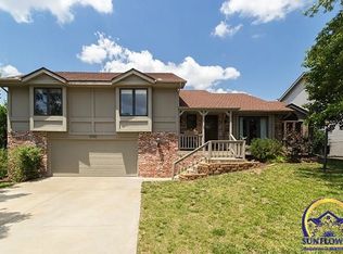 6242 SW 25th St, Topeka, KS 66614