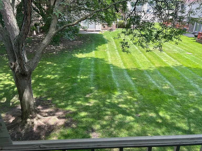 Roanoke Towne St — Photo 13