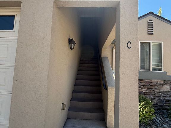3rd image of 3678 Warren Way Unit C