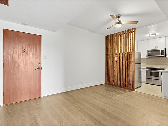 4th image of 1400 Hermann Dr Unit 5C