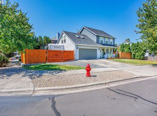 2744 Harvest Ct, Forest Grove, OR 97116
