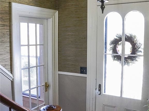 3rd image of 709 Watkins Rd