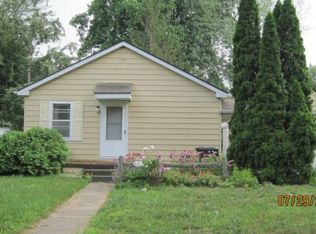 410 E Sugnet Rd, Midland, MI 48642