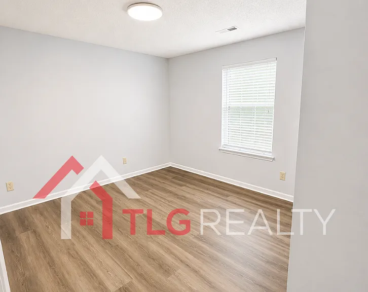 3821 Rosedown Dr — Photo 10