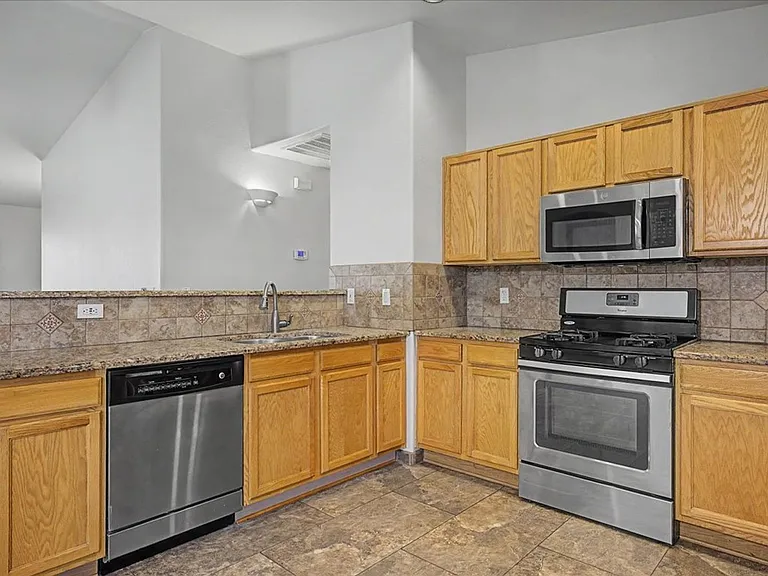 10451 E Vashon St — Photo 9