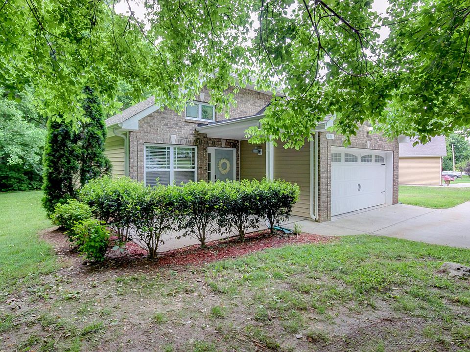 816 Dunbar Cave Rd, Clarksville, TN 37043 Zillow