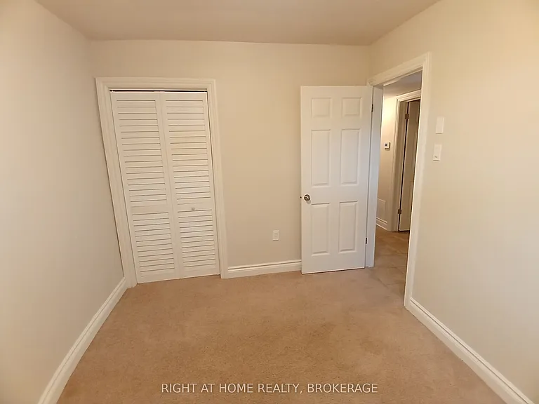 62 Christie St #1 — Photo 7