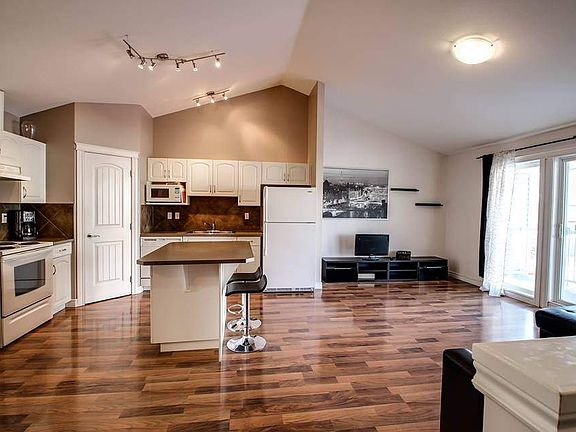 2nd image of 150 Edwards Dr SW #94