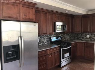 93 Chestnut Hill Ave #1, Cranston, RI 02920