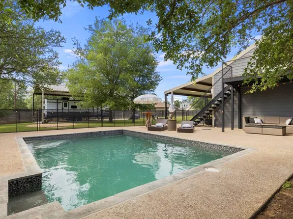 152 Keawakapu Dr, Bastrop, TX 78602