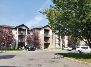 16969 24th St SW, Calgary, AB T2Y0H9