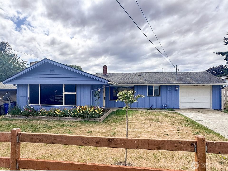 1st image of 475 SE Pasek Street