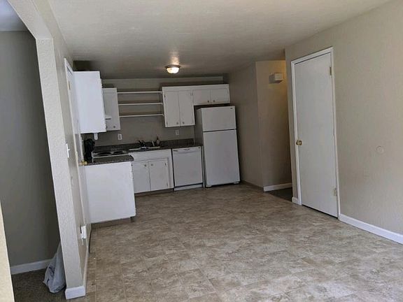 5th image of 8315 59th Ave E