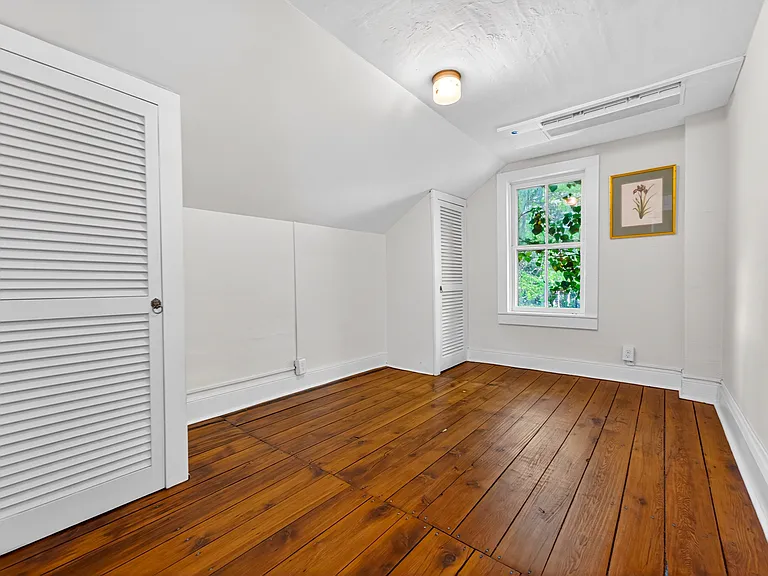 704 Bangor Mountain Rd — Photo 13