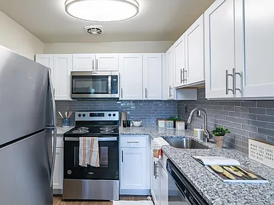 Hyde Park Apartment Homes