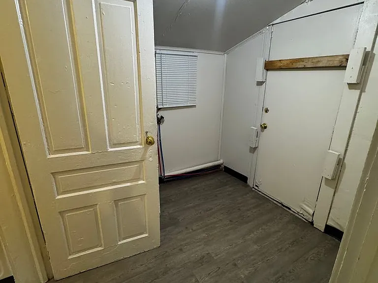 305 Lineberger St — Photo 18
