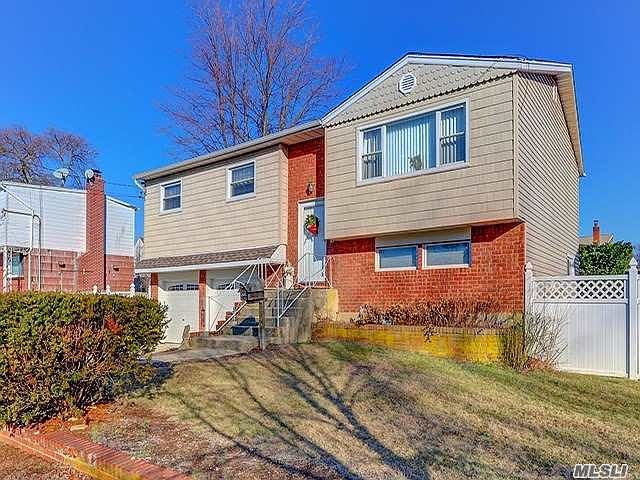1st image of 2349 Hampton Ave