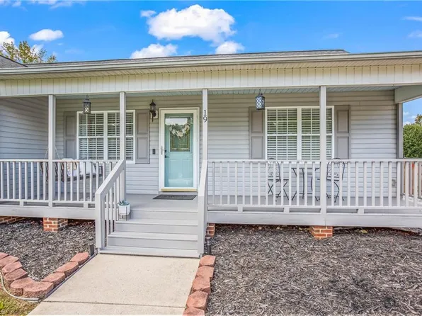 19 Grace Dr, Thomasville, NC 27360