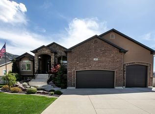 909 E 2050 N, North Ogden, UT 84414