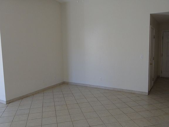 3rd image of 3130 Flower Garden Ct