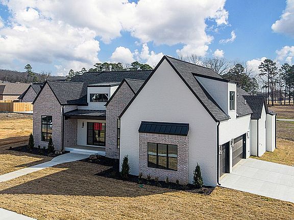 2nd image of 1600 Dolphin Dr