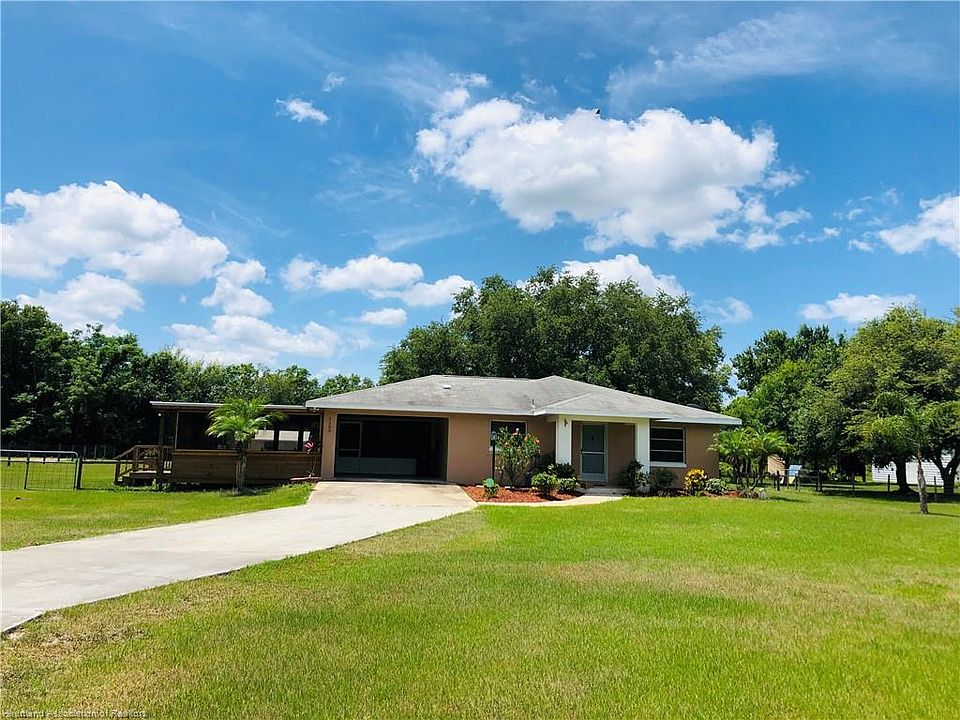 1st image of 3209 Elaine Dr