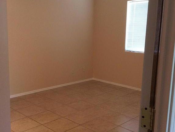2nd image of 5423 N Mesquite Bosque Way
