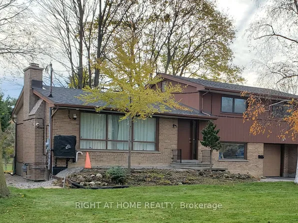 169 Yorkview Dr Unit 1, Toronto, ON M2R 1K2
