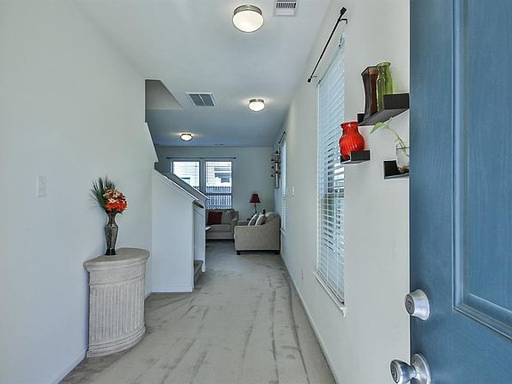 4th image of 19313 Crosshill Ct